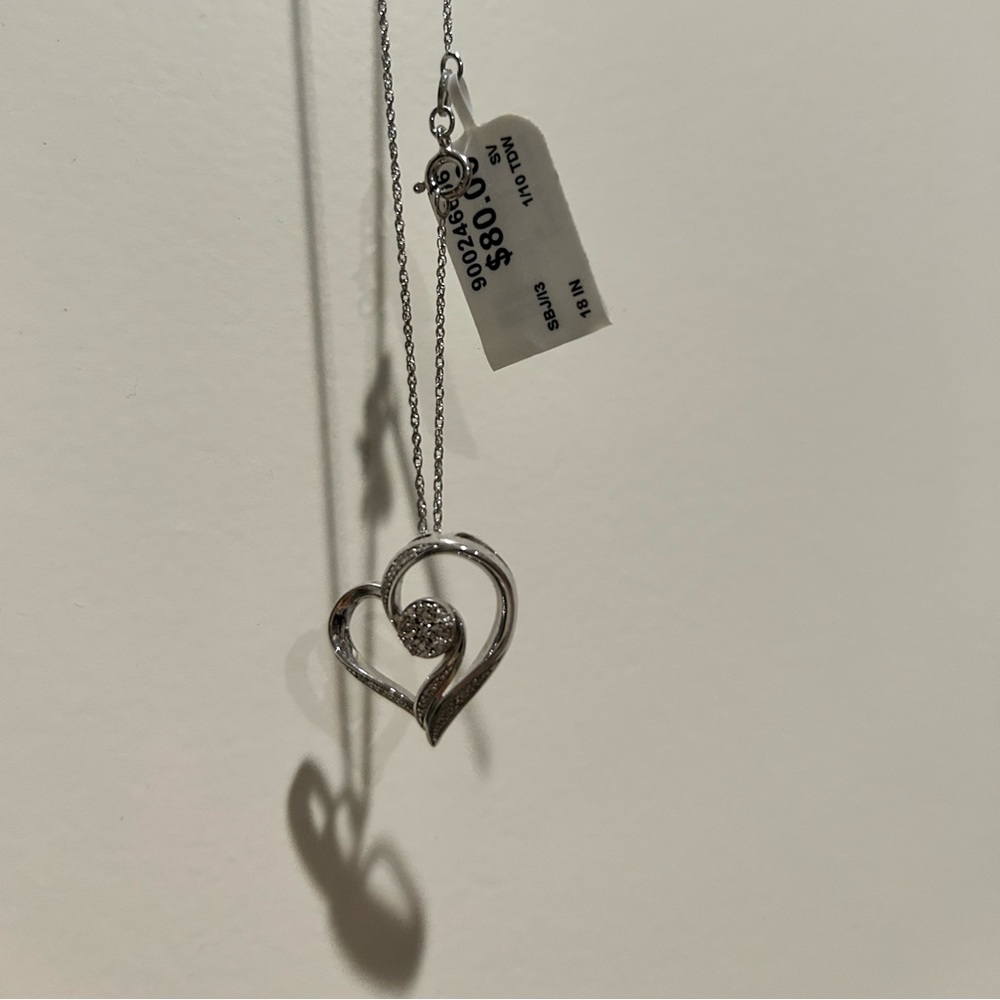 Bnwt sterling silver and diamond heart pendant necklace